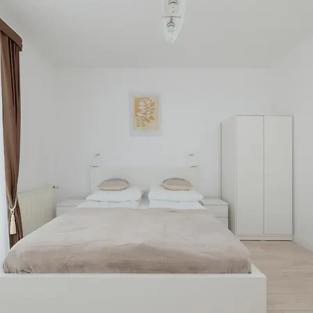 Janiska - By Jantar * Kolobřeh