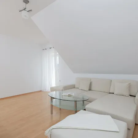 Prázdninový dům Janiska - By Jantar *